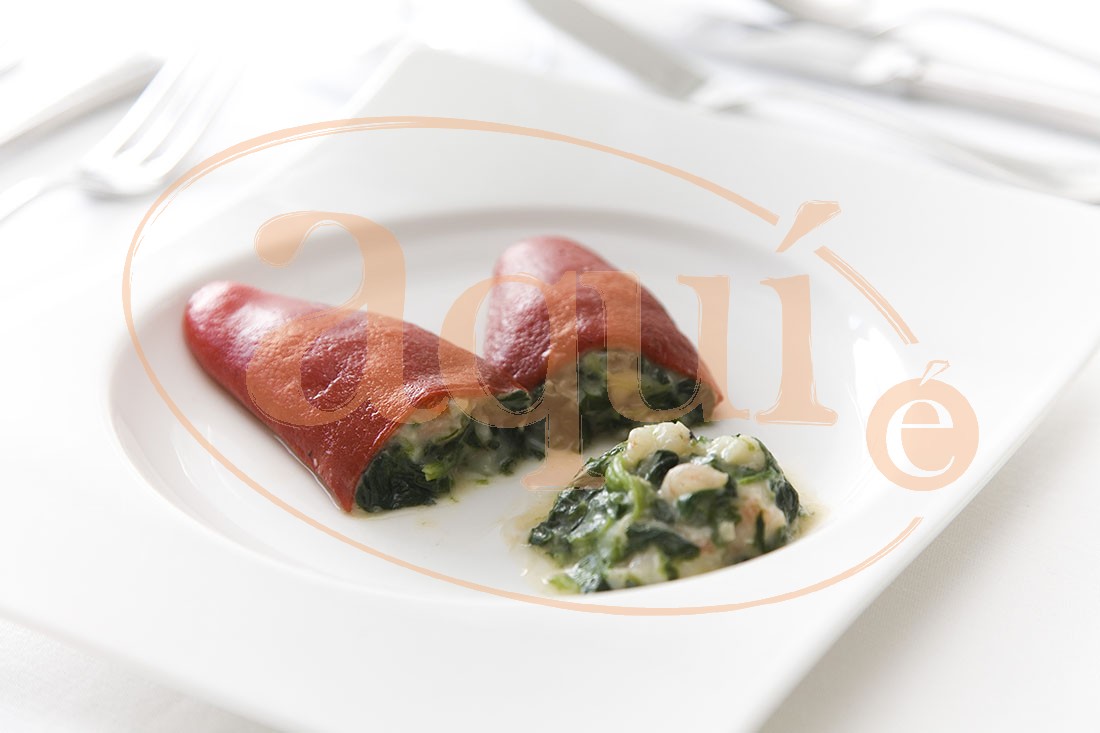 pimientos-del-piquillo-rellenos-de-espinacas-y-gambas-572