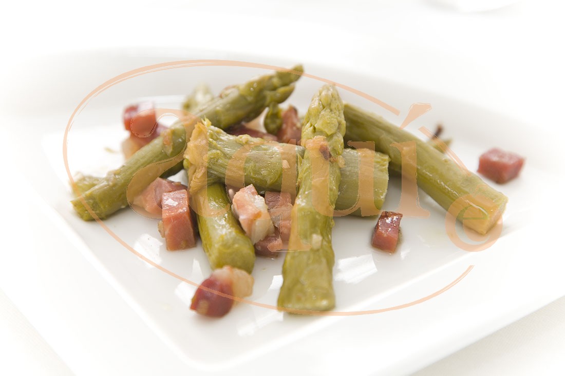 salteado-de-esparragos-con-jamon-341