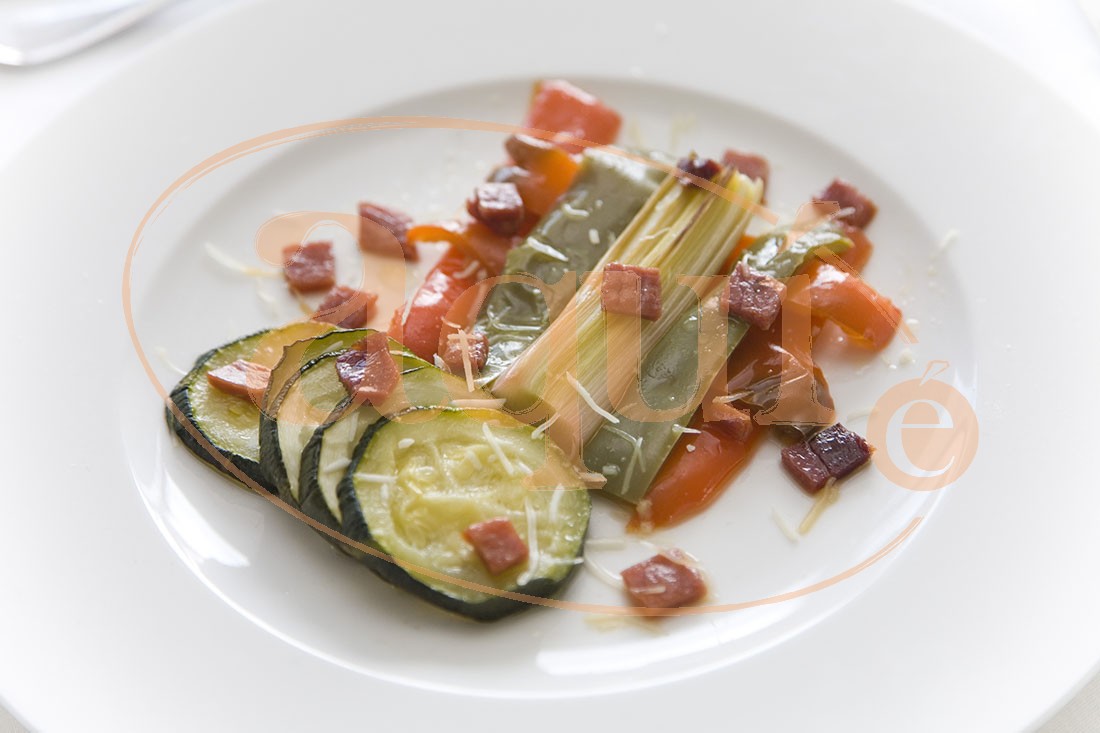 verduras-al-horno-con-jamon-serrano-y-queso-gratinado-581