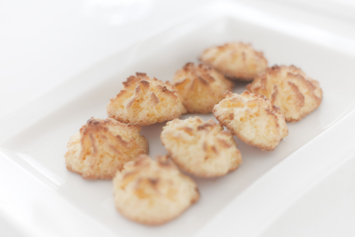 besitos de coco rallado