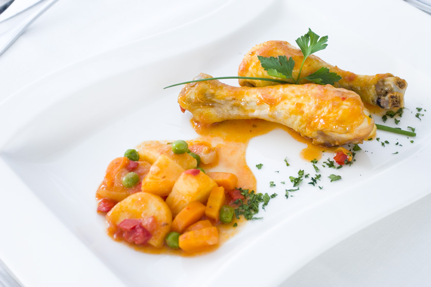 muslos de pollo guisados