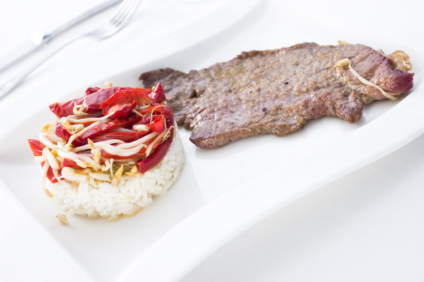 FILETE TERNERA PIMIENTO ROJO