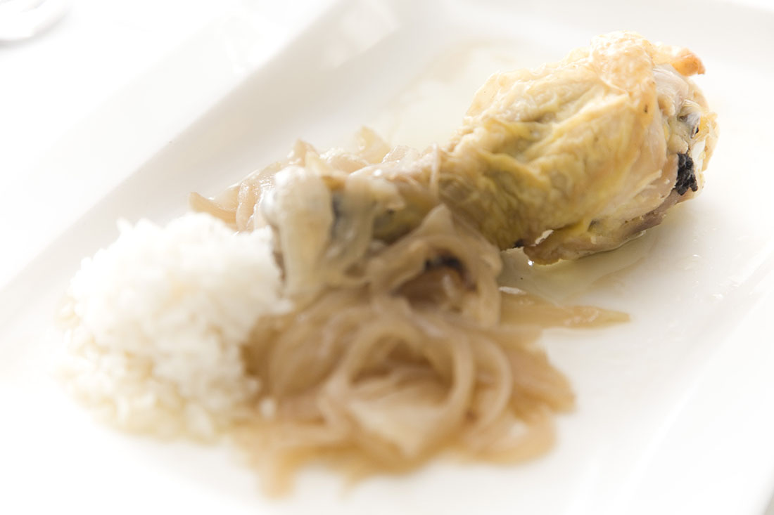 JAMONCITO POLLO ASADO CEBOLLA VINO BLANCO