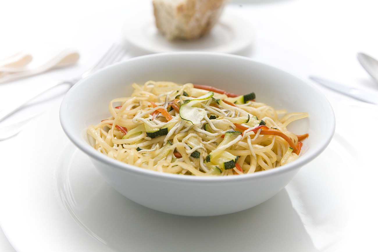 TALLARINES GULAS Y VERDURAS